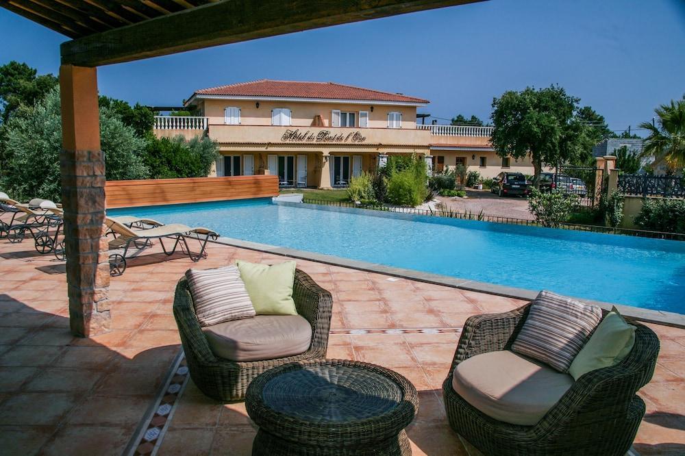 Hotel Du Pont De L'Oso Lecci Dış mekan fotoğraf