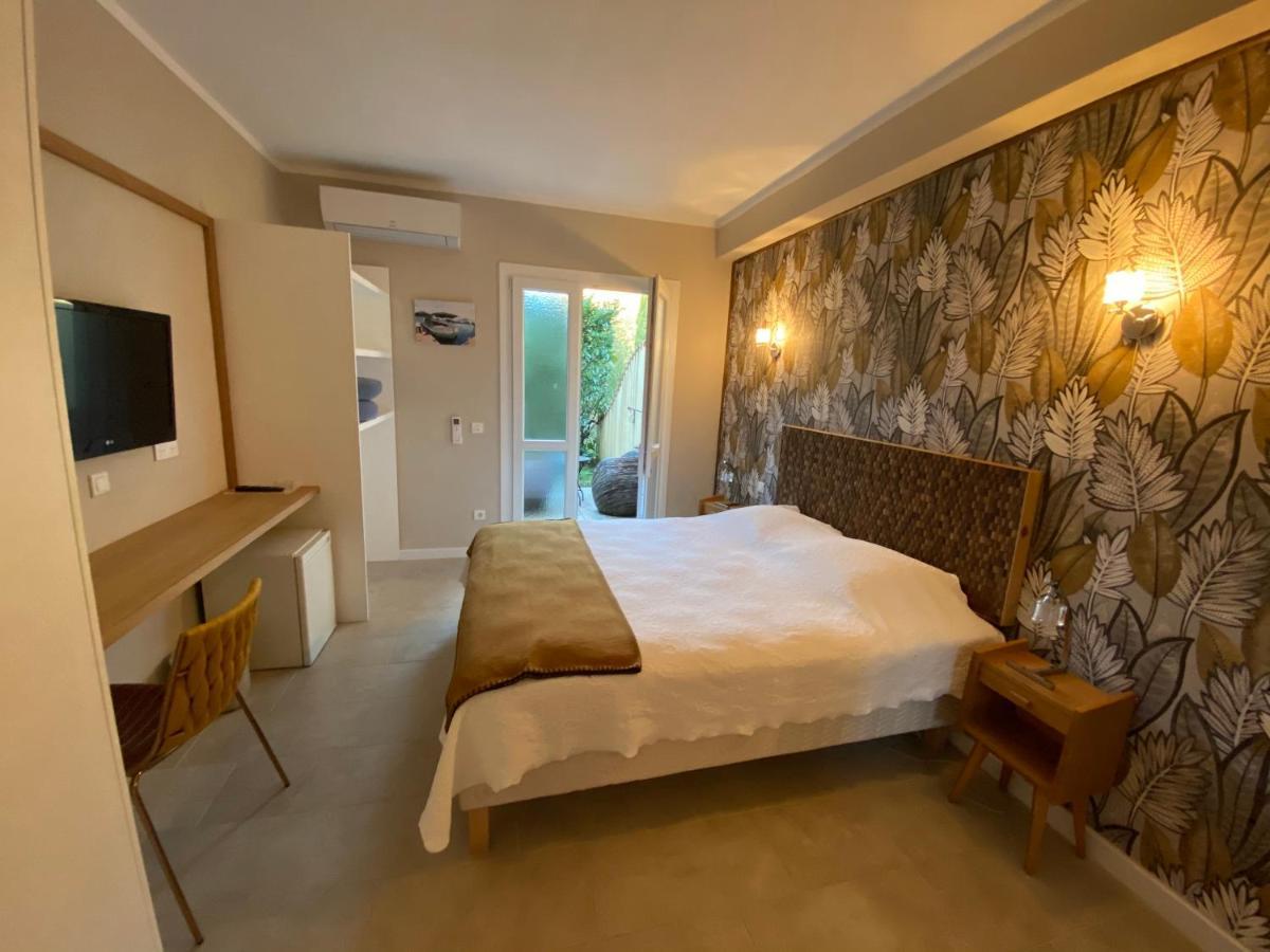 Hotel Du Pont De L'Oso Lecci Dış mekan fotoğraf