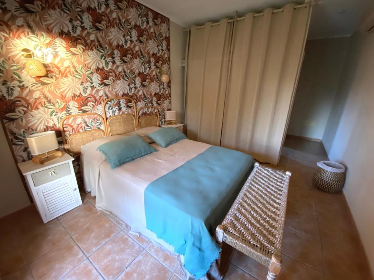 Hotel Du Pont De L'Oso Lecci Dış mekan fotoğraf