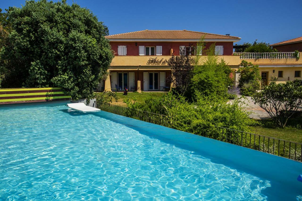 Hotel Du Pont De L'Oso Lecci Dış mekan fotoğraf