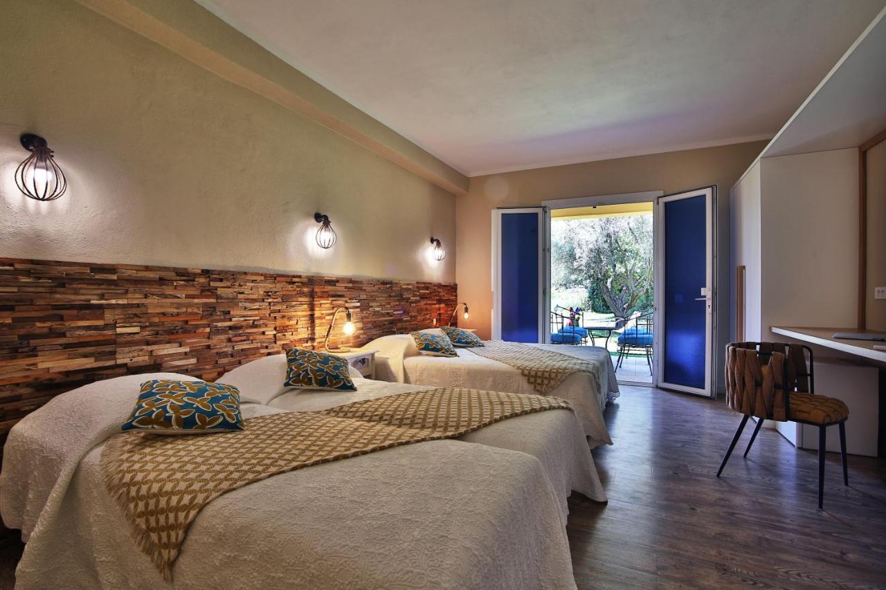 Hotel Du Pont De L'Oso Lecci Dış mekan fotoğraf