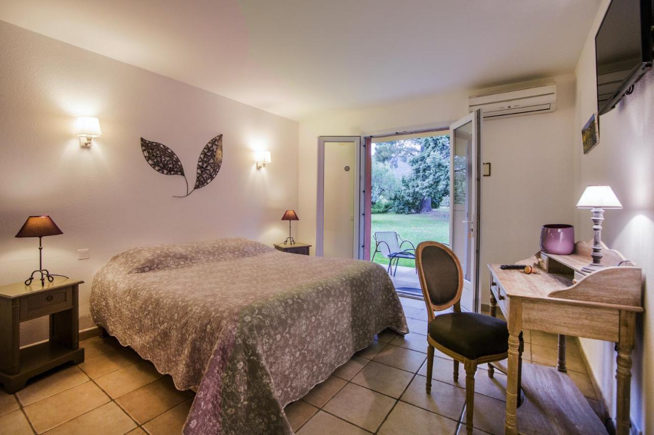 Hotel Du Pont De L'Oso Lecci Dış mekan fotoğraf
