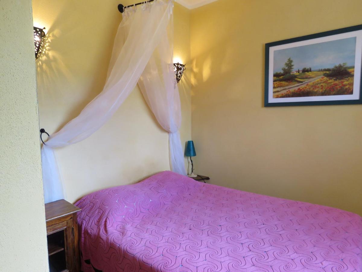Hotel Du Pont De L'Oso Lecci Dış mekan fotoğraf
