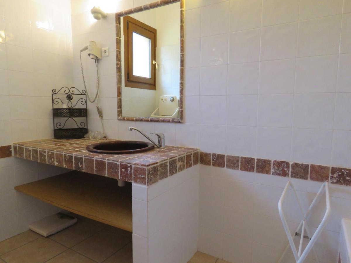 Hotel Du Pont De L'Oso Lecci Dış mekan fotoğraf