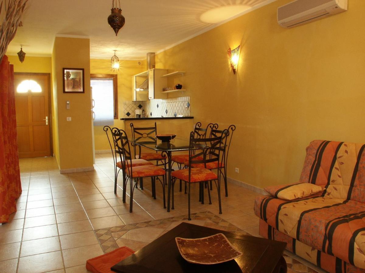Hotel Du Pont De L'Oso Lecci Dış mekan fotoğraf
