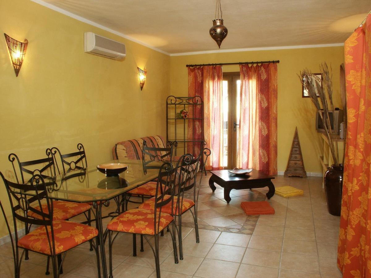 Hotel Du Pont De L'Oso Lecci Dış mekan fotoğraf