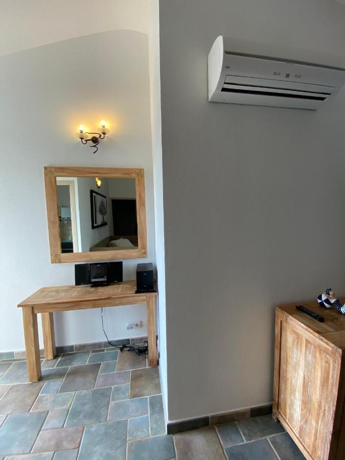 Hotel Du Pont De L'Oso Lecci Dış mekan fotoğraf