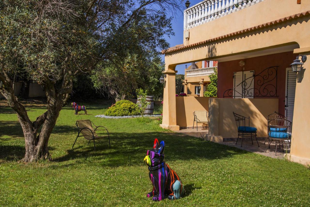 Hotel Du Pont De L'Oso Lecci Dış mekan fotoğraf